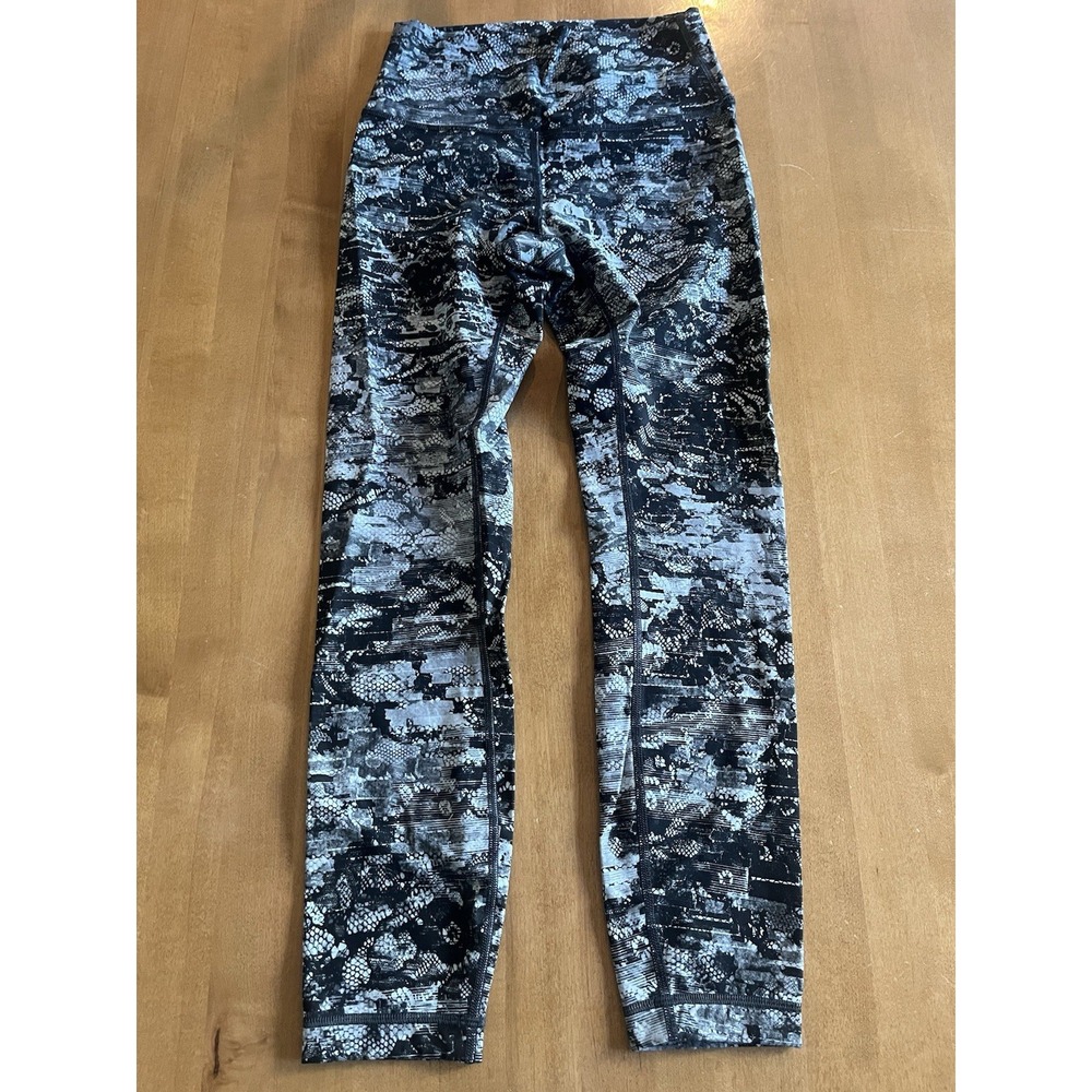 LULULEMON Wunder Under High Rise Tight Luxtreme Size 4 Workout Athletic Yoga Run